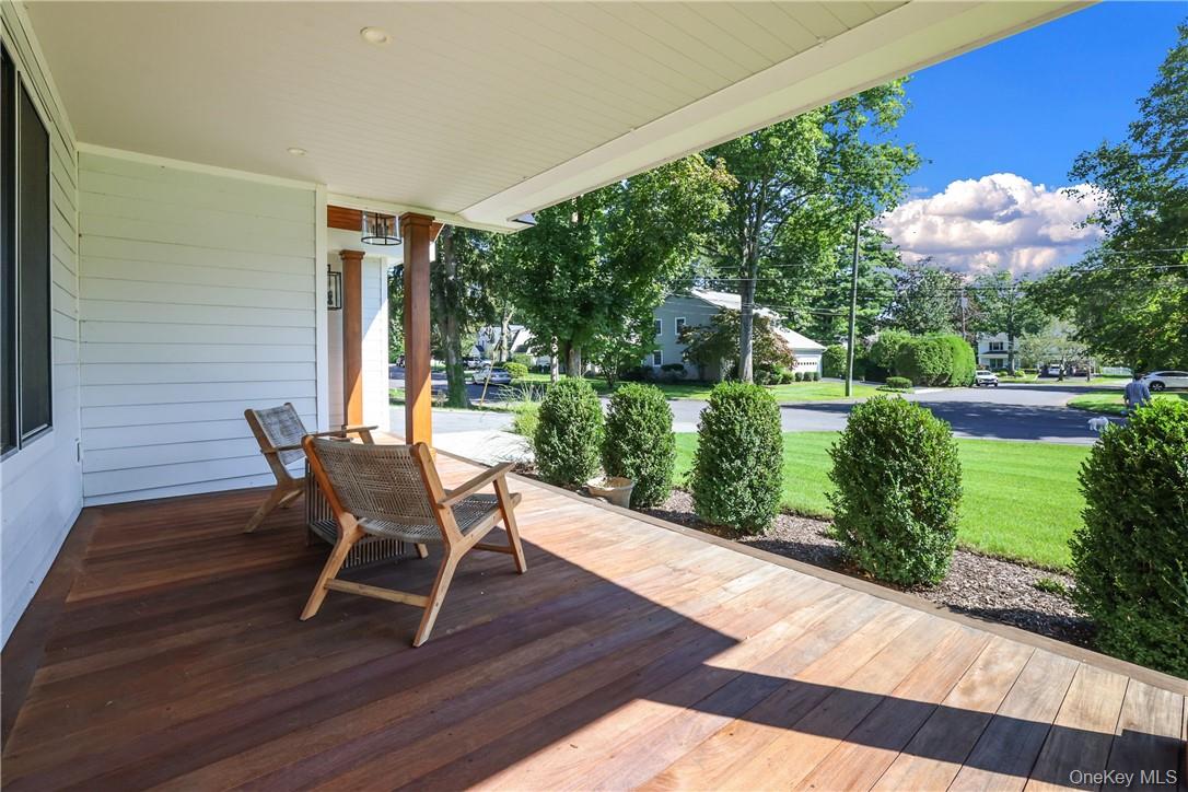 10 Loewen Court Rye, NY 10580 - Photo 3 of 35 Front Porch