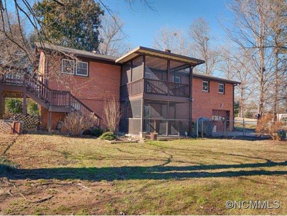 16 Oakbrook Road Fletcher, NC 28732 - Photo 23 of 24
