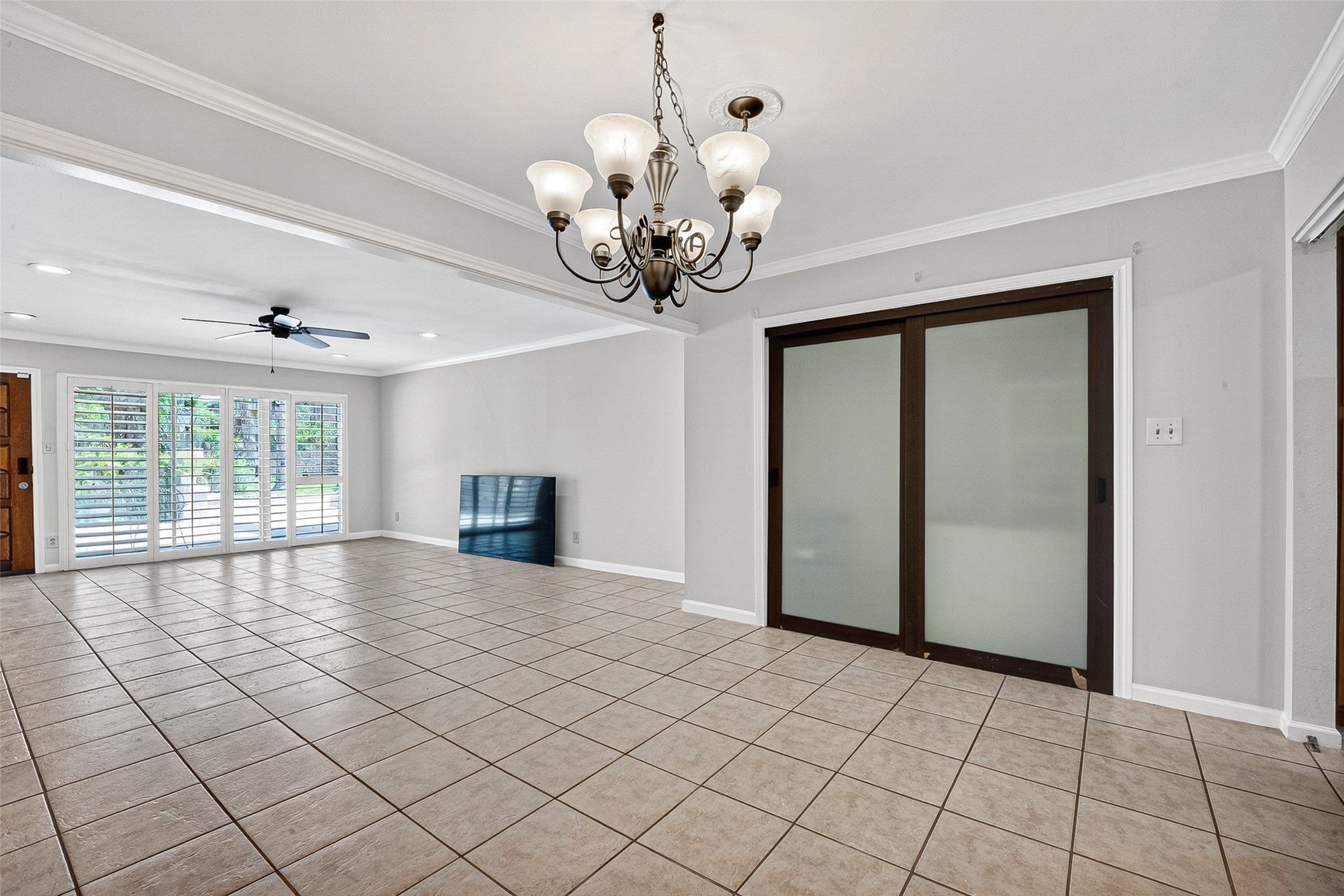 6315 Crab Orchard Road, Unit 9 Houston, TX 77057 - Photo 6 of 24