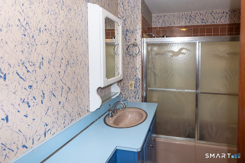 400 Hidden Lake Road Haddam, CT 06441 - Photo 12 of 37 Gallery Image 12
