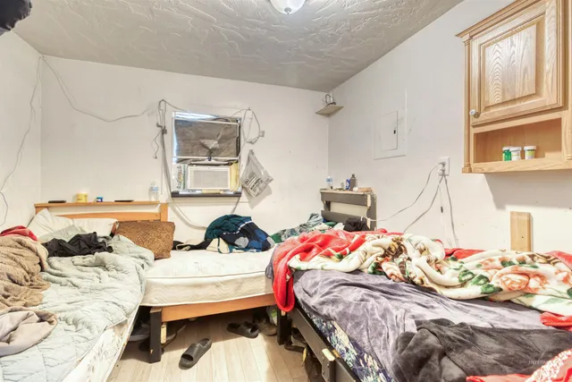 $280,000 | 110 East Main Street, Nyssa, OR 97913