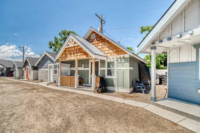 $280,000 | 110 East Main Street, Nyssa, OR 97913