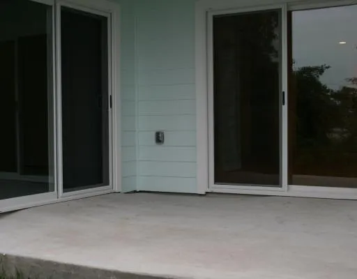 an empty room with window