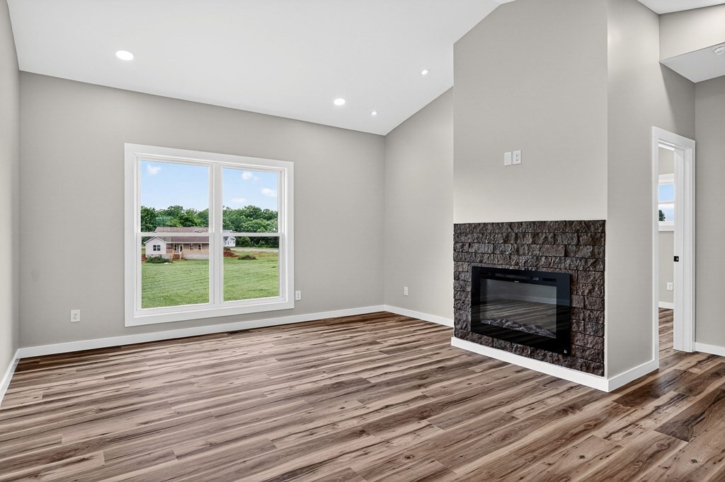 297 Harleys Ridge Road Sparta, TN 38583 - Photo 11 of 47