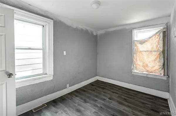 $159,900 | 268 7th Street, Buffalo, NY 14201