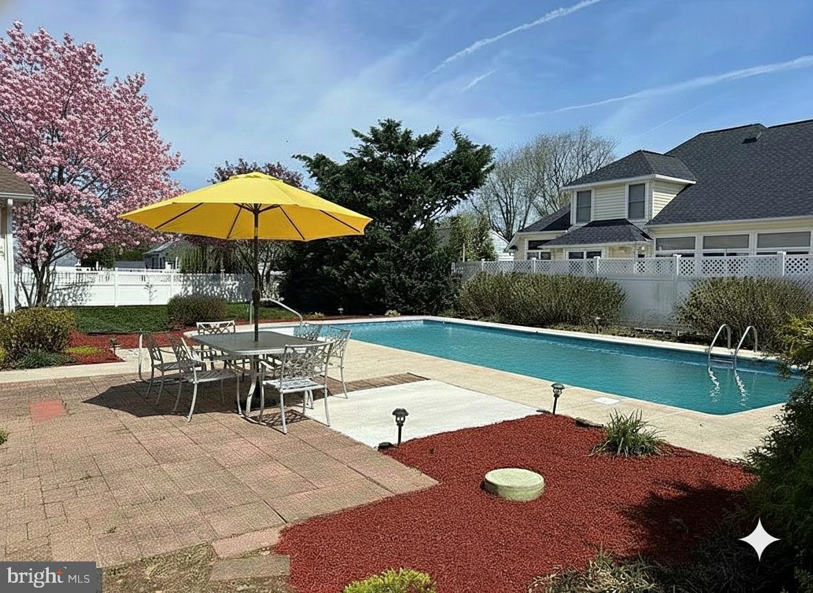 11 Kensington Road Rehoboth Beach, DE 19971 - Photo 3 of 4