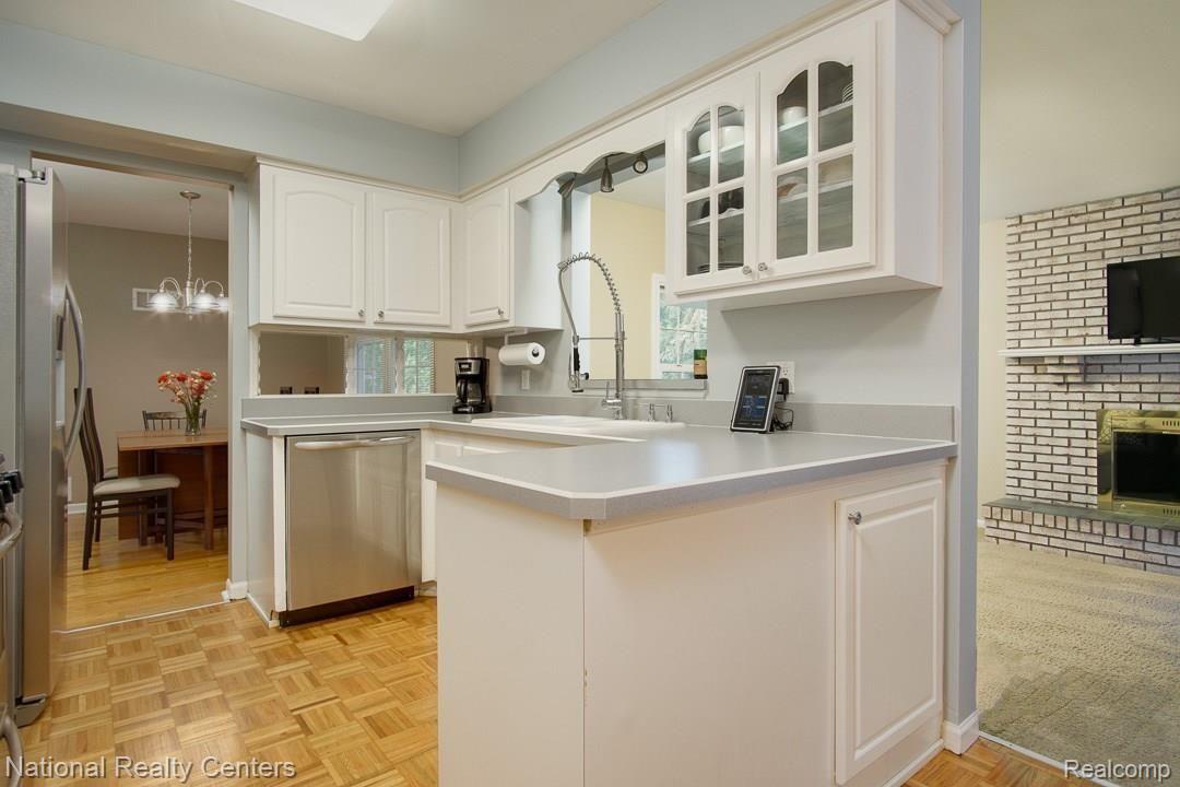 4468 Rohr Road Clarkston, MI 48348 - Photo 14 of 35 4468-Rohr-014.jpg