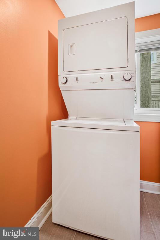 432 East Clement Street Baltimore, MD 21230 - Photo 17 of 39 First floor laundry