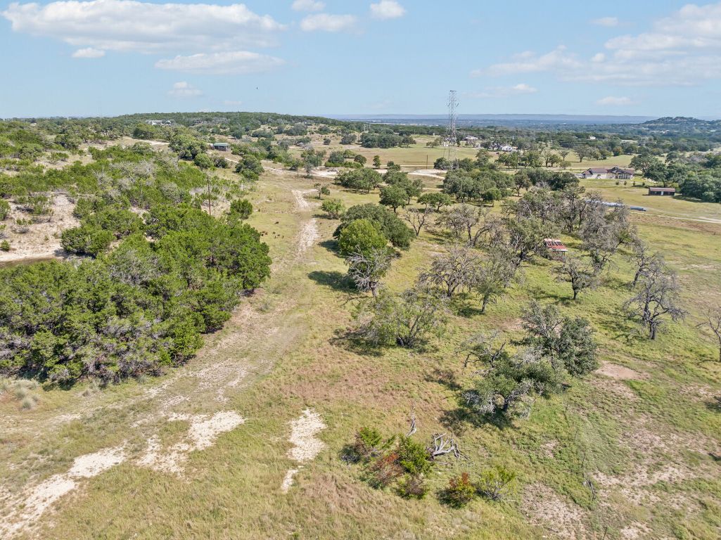 105 Lost Valley Boerne, TX 78006 - Photo 19 of 33
