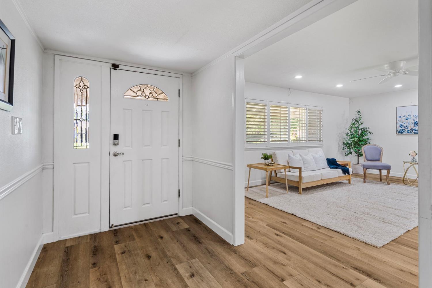 2433 Broadridge Way Stockton, CA 95209 - Photo 11 of 67