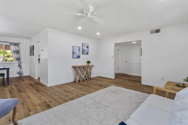a view of a livingroom and dining room