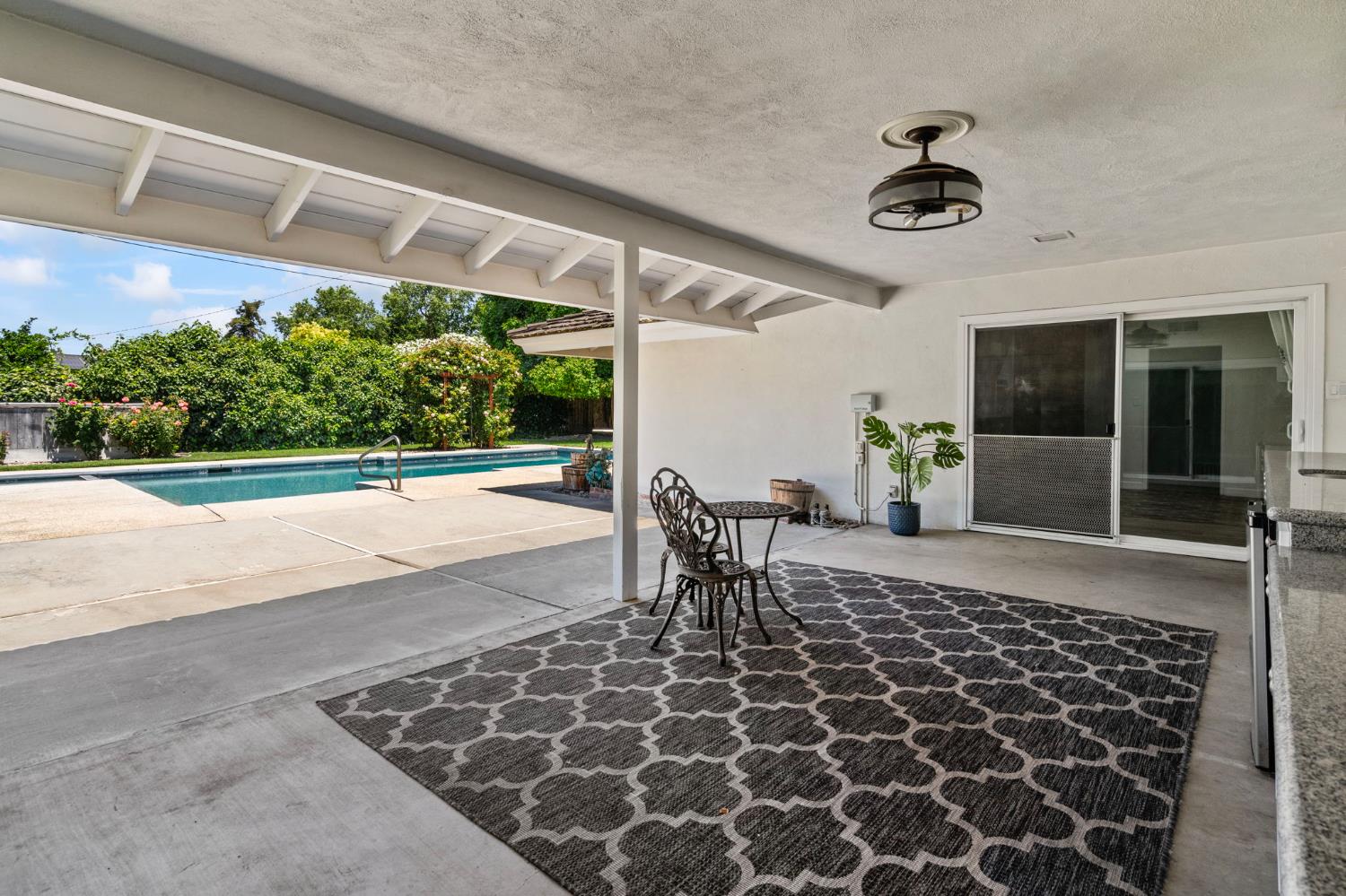 2433 Broadridge Way Stockton, CA 95209 - Photo 45 of 67