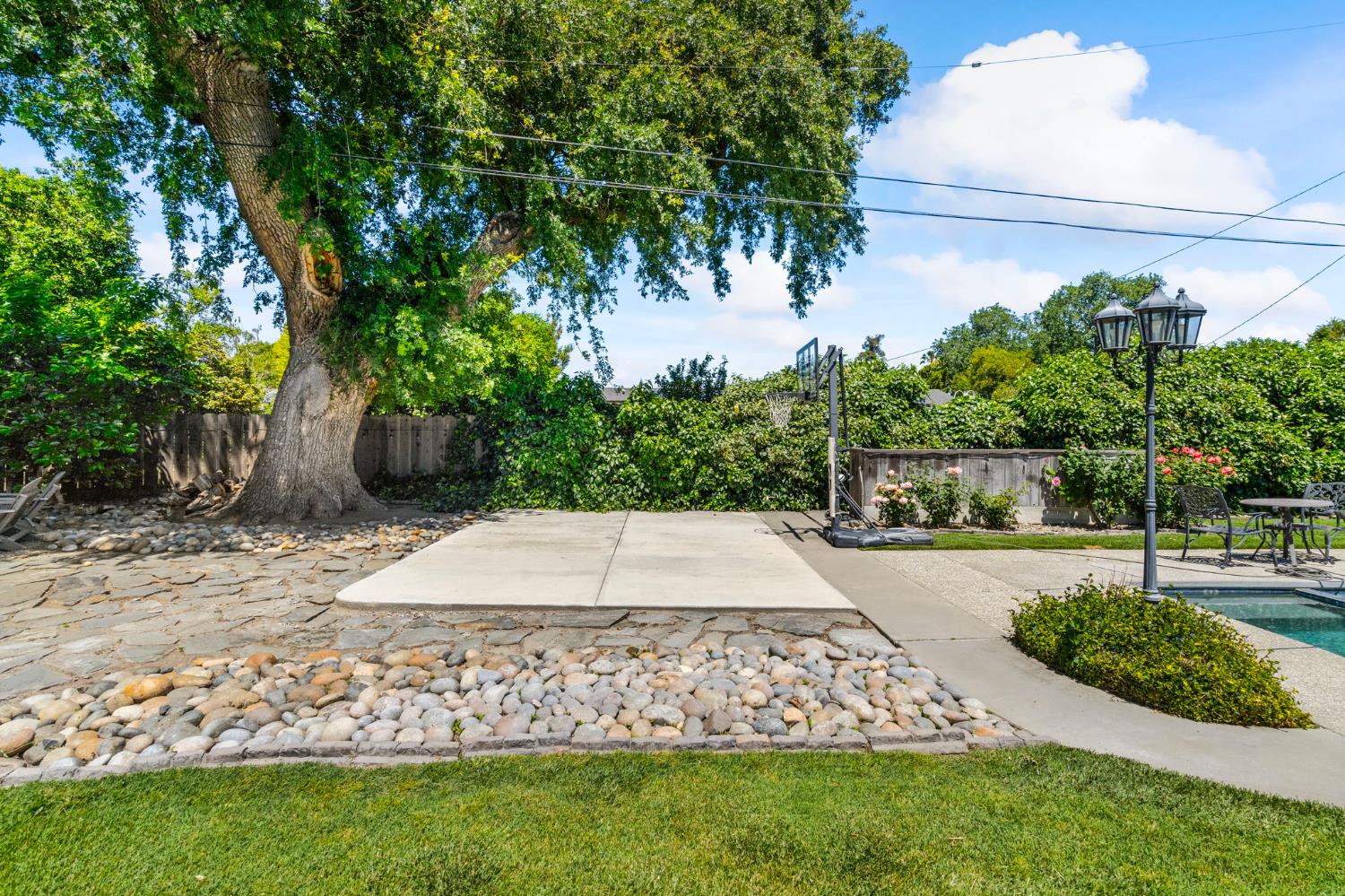 2433 Broadridge Way Stockton, CA 95209 - Photo 53 of 67 a view of a backyard
