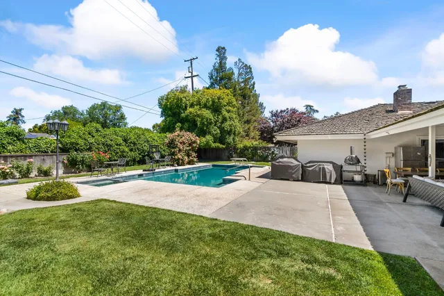 $774,999 | 2433 Broadridge Way, Stockton, CA 95209