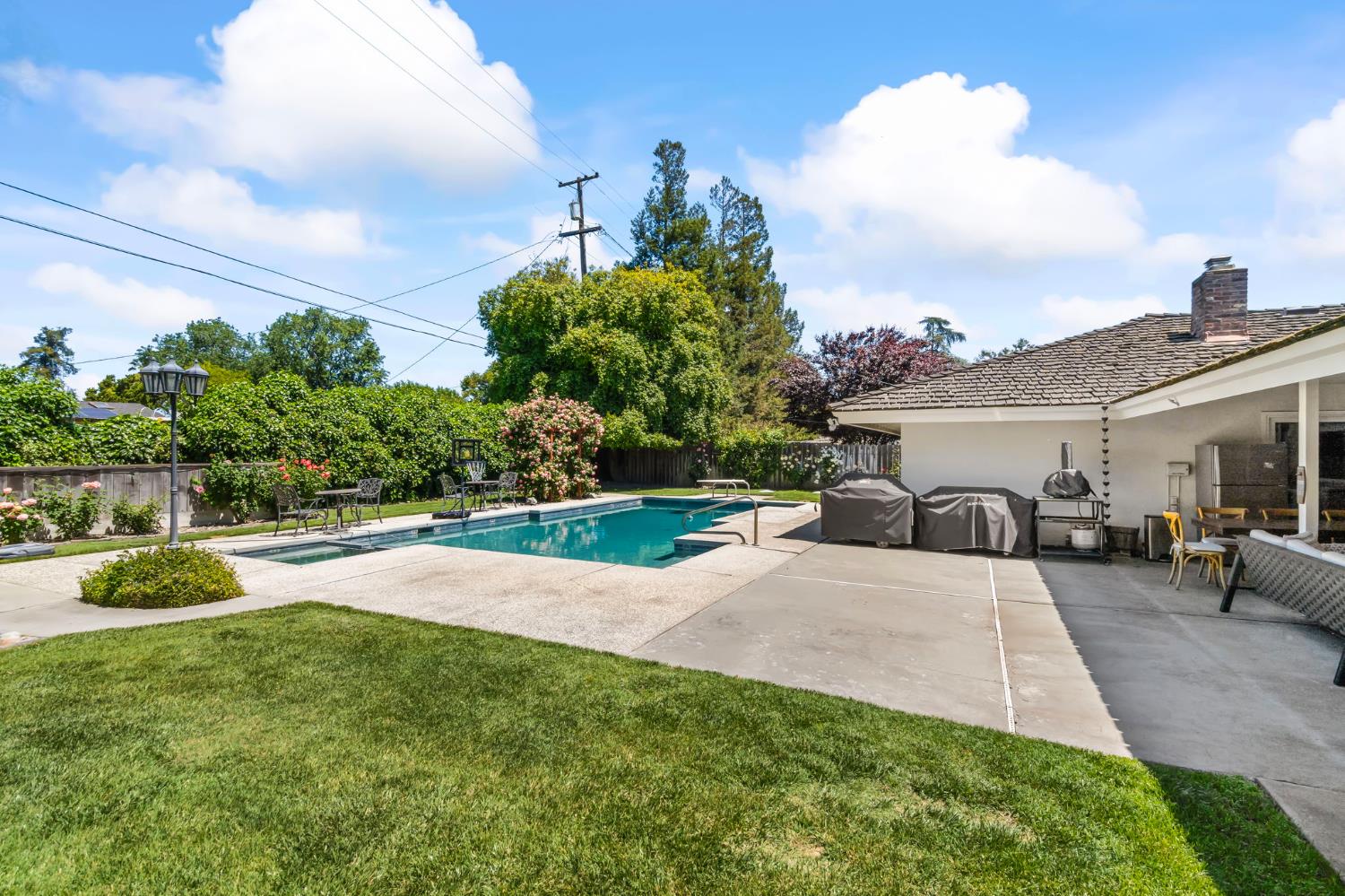 2433 Broadridge Way Stockton, CA 95209 - Photo 54 of 67