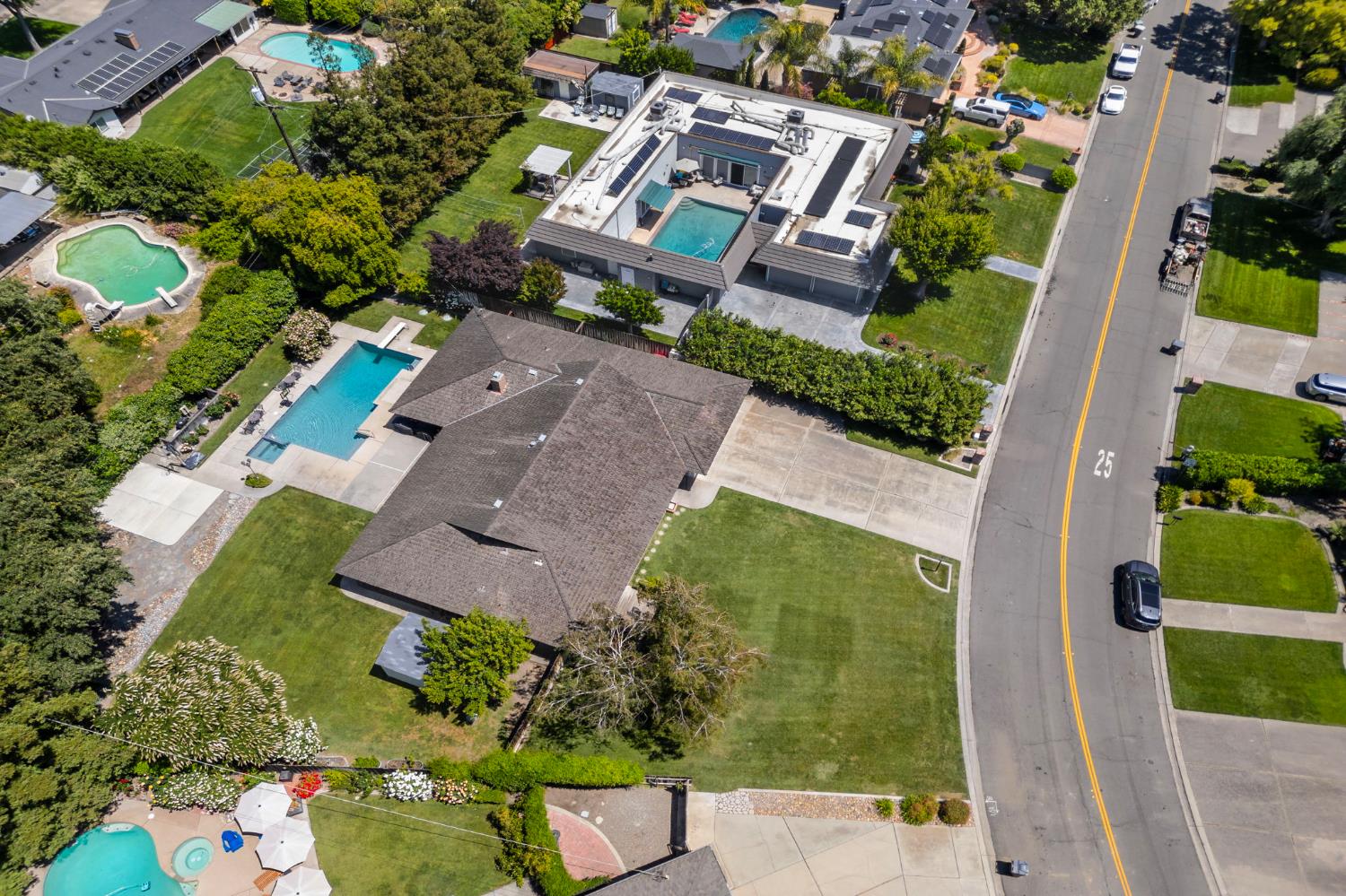 2433 Broadridge Way Stockton, CA 95209 - Photo 62 of 67 an aerial view of a house with a yard