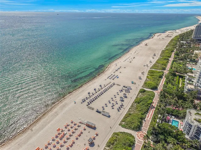 $3,000 | 4141 Collins Avenue, Unit 201, Miami Beach, FL 33140