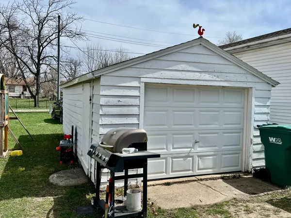 $129,000 | 219 North Grant Street, Milbank, SD 57252