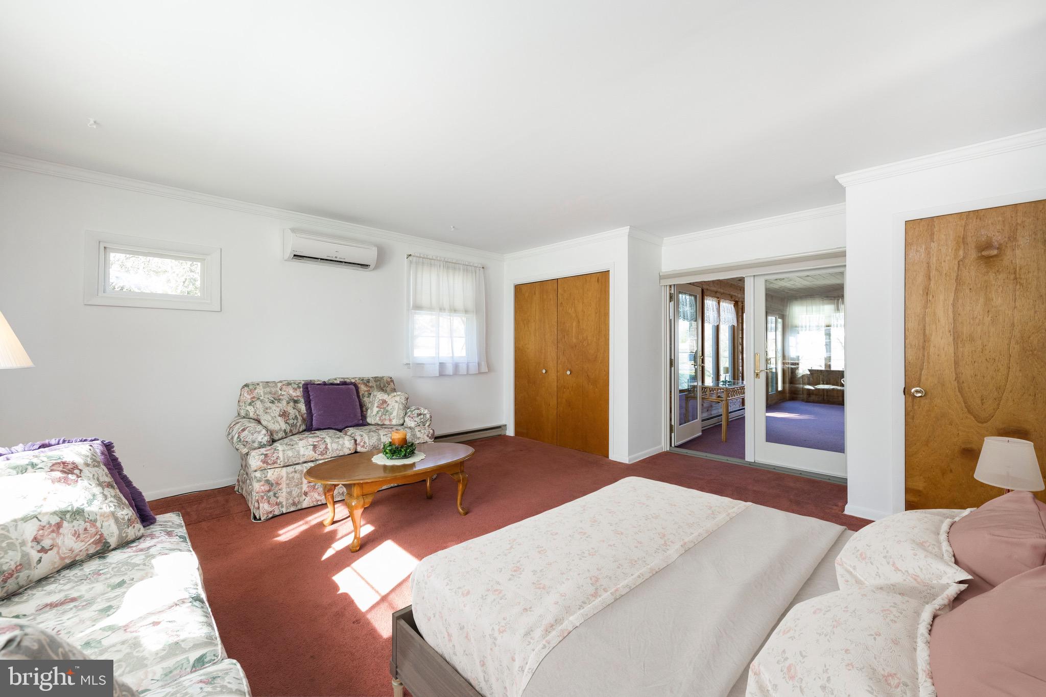 629 Manchester Road East Norriton, PA 19403 - Photo 26 of 76 In-law/au pair w/double closets & sunroom access
