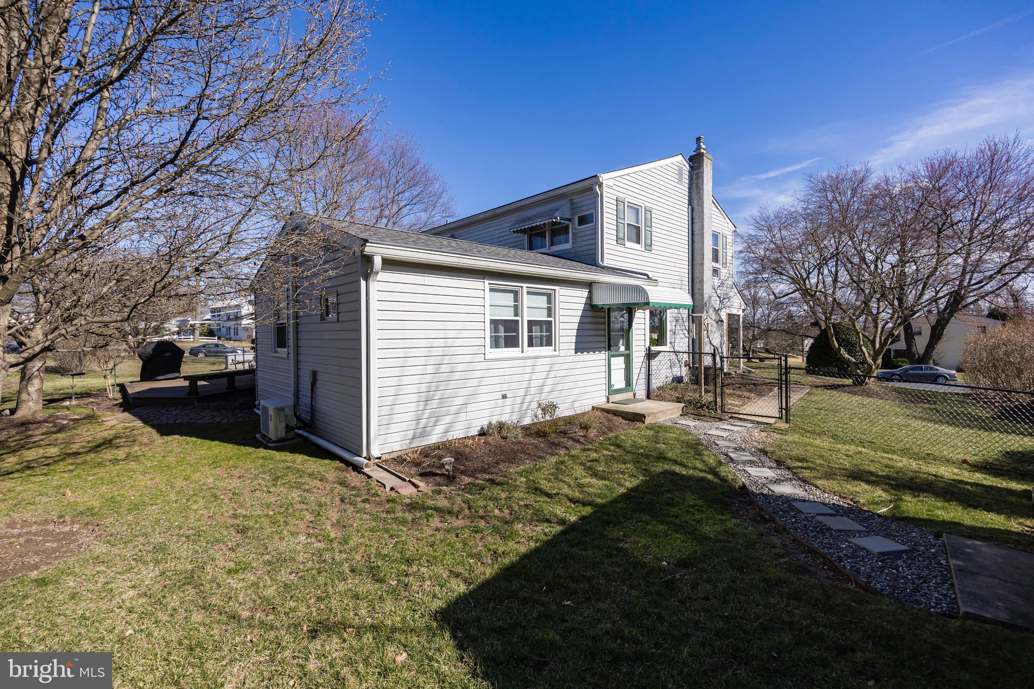 629 Manchester Road East Norriton, PA 19403 - Photo 54 of 76 Exterior private entrance to in-law suite