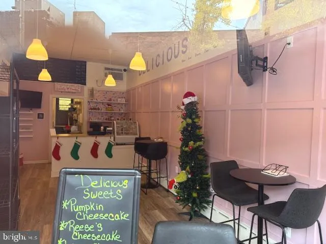 $650,000 | 1908 East Passyunk Avenue, Philadelphia, PA 19148