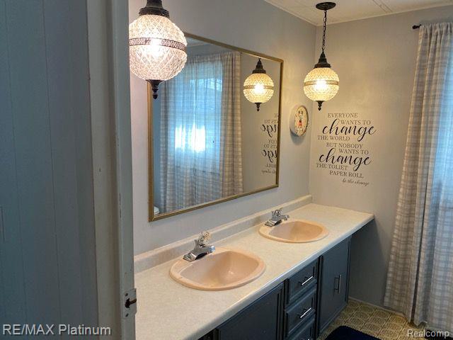 9675 Byron Road Howell, MI 48855 - Photo 10 of 24