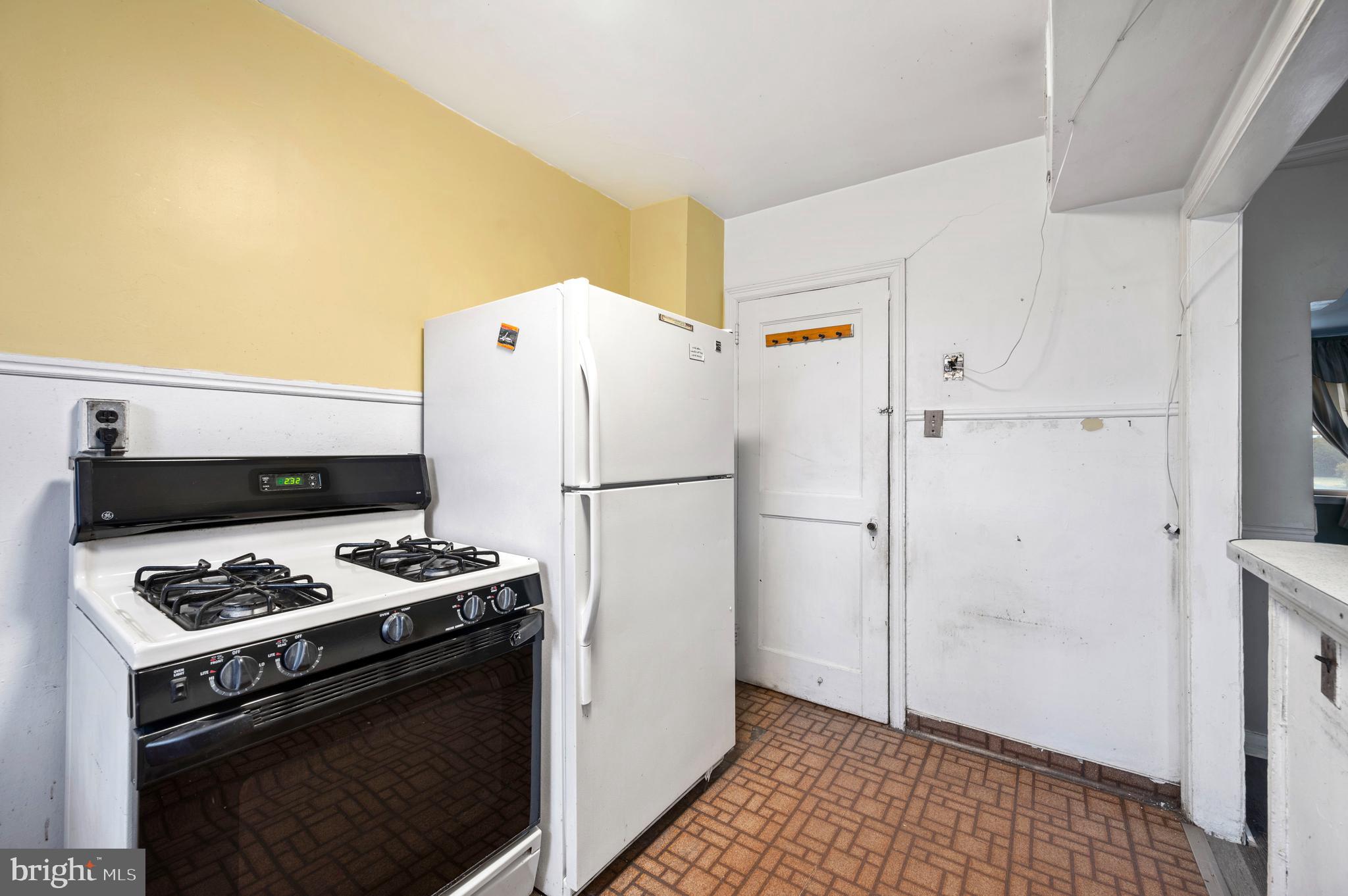 7708 Rugby Street Philadelphia, PA 19150 - Photo 8 of 15 Kitchen