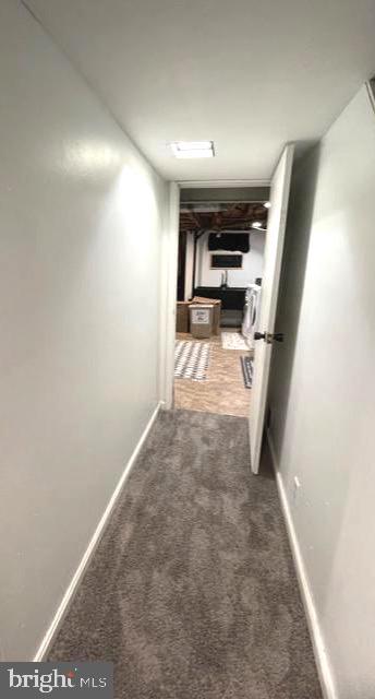 1732 Edgewood Road Towson, MD 21286 - Photo 21 of 22 Entry way to Spacious laundry Room