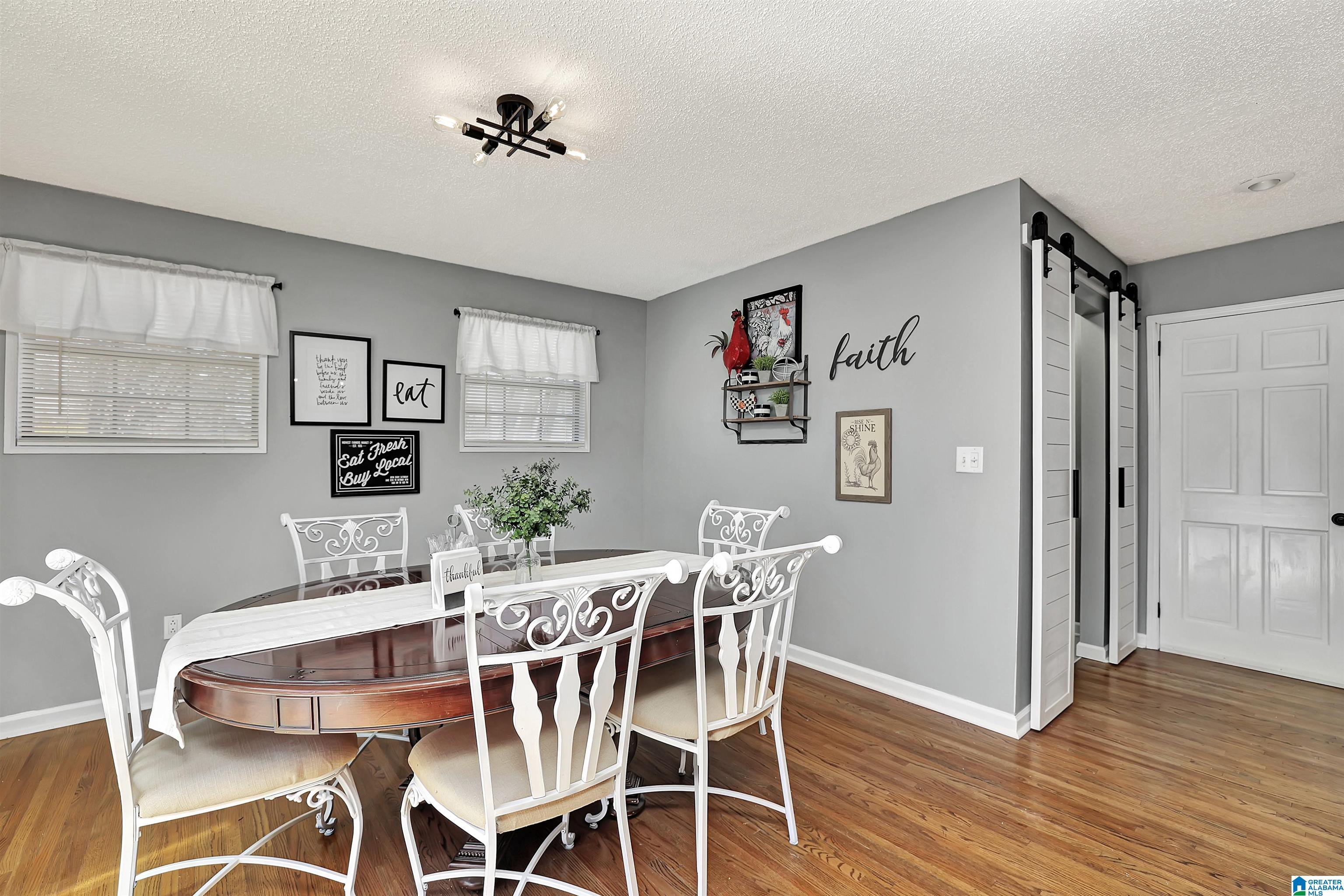 849 Ridgecrest Drive Gardendale, AL 35071 - Photo 3 of 43