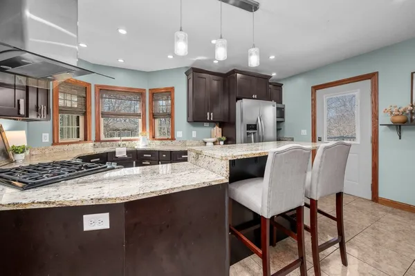 $339,900 | 2405 23rd Avenue A, Moline, IL 61265
