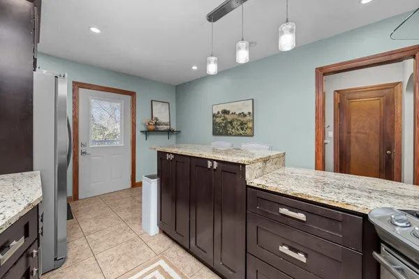 $339,900 | 2405 23rd Avenue A, Moline, IL 61265