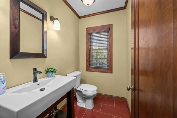 $339,900 | 2405 23rd Avenue A, Moline, IL 61265