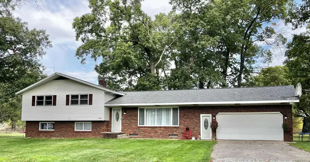 $445,000 | 4228 Hall Road, Muskegon, MI 49442