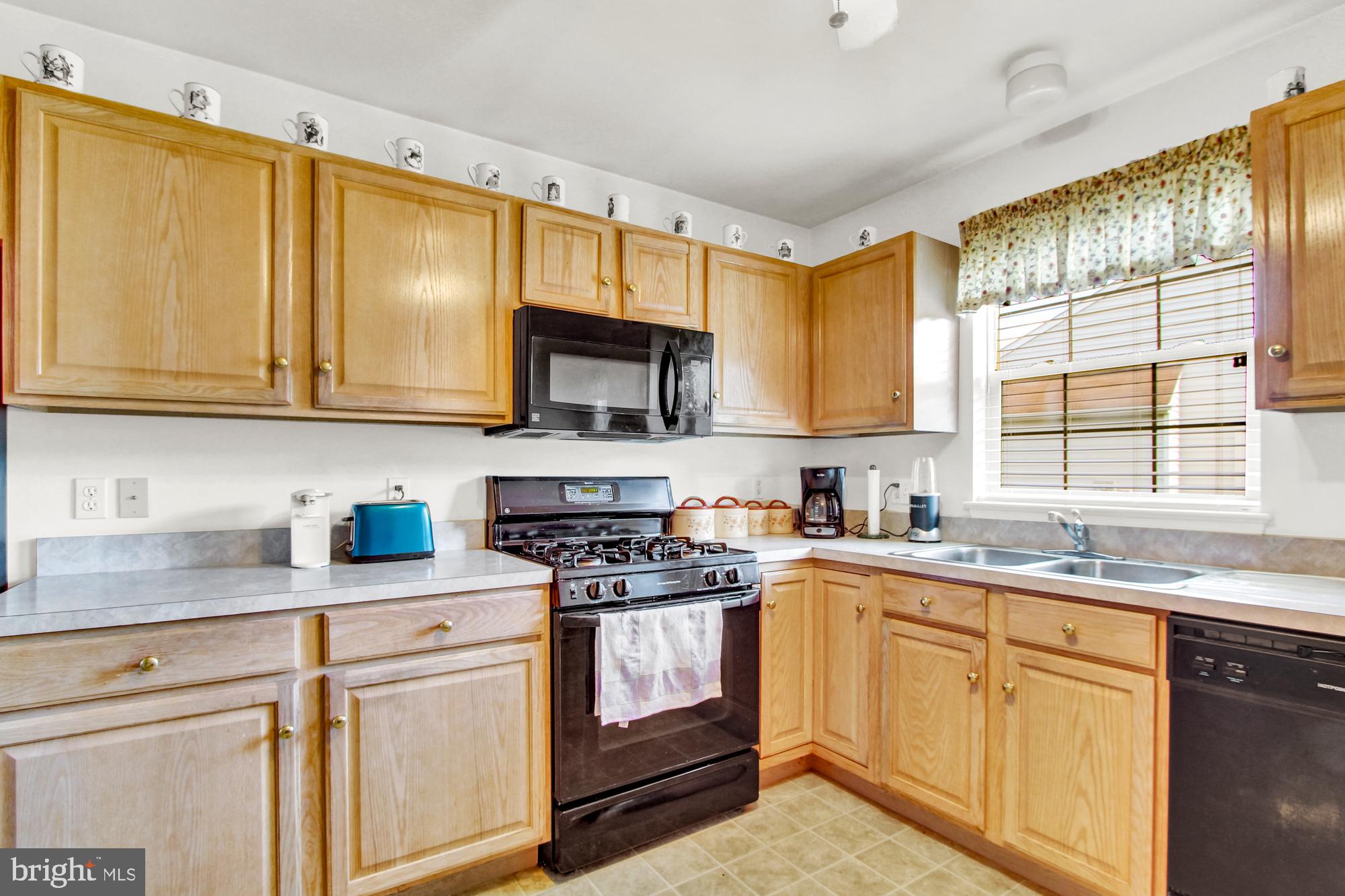 642 Kyle Road York, PA 17404 - Photo 12 of 27 Gallery Image 12