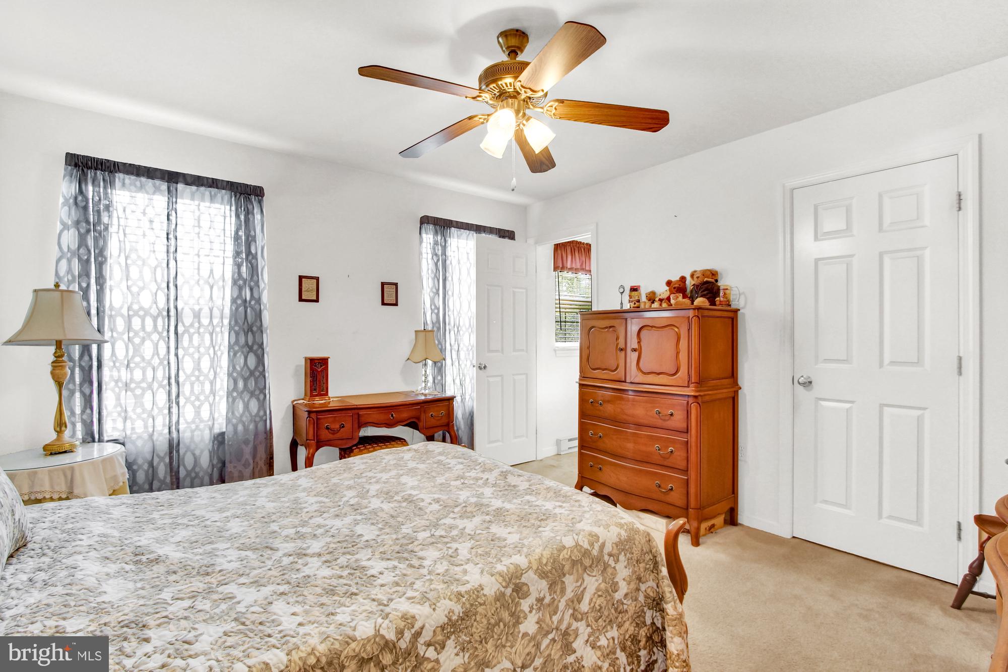 642 Kyle Road York, PA 17404 - Photo 13 of 27 Gallery Image 13