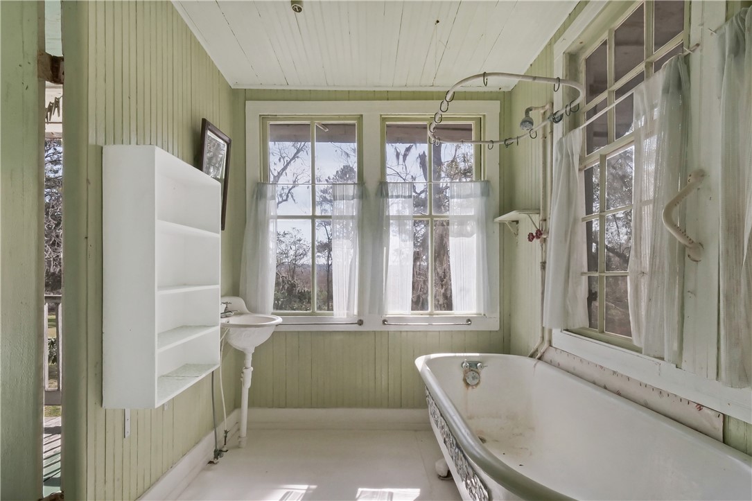 14009 Highway 99 Darien, GA 31305 - Photo 25 of 52 Bathroom (upstairs) door to porch