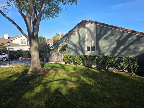 $840,000 | 648 West Sunnyoaks Avenue, Campbell, CA 95008
