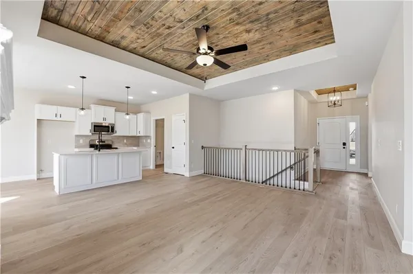 $515,000 | 3041 Northwest 95th Terrace, Kansas City, MO 64154