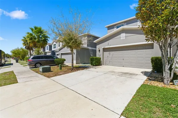 $344,900 | 10668 Lake Montauk Drive, Riverview, FL 33578