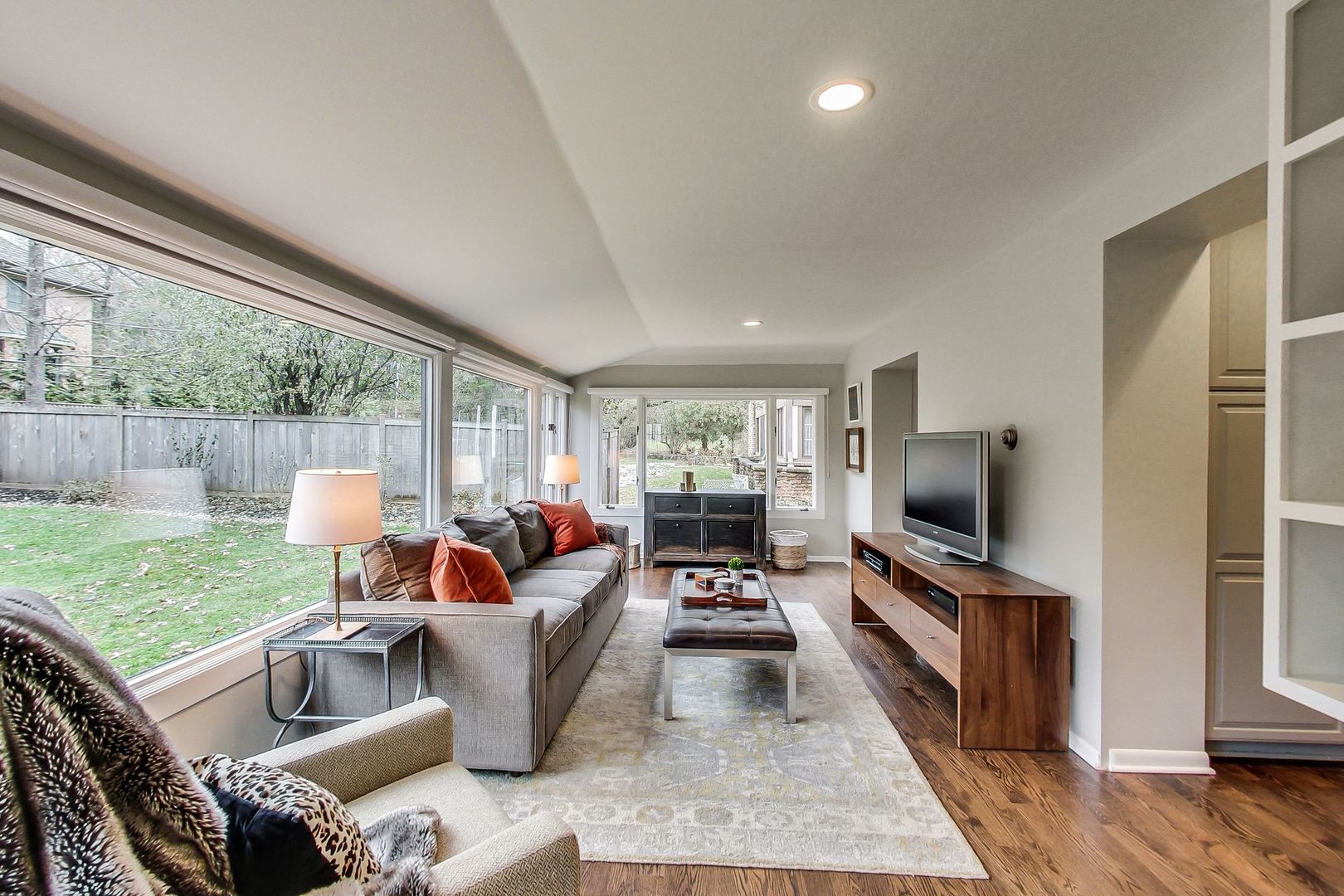 935 Valley Road Glencoe, IL 60022 - Photo 8 of 27