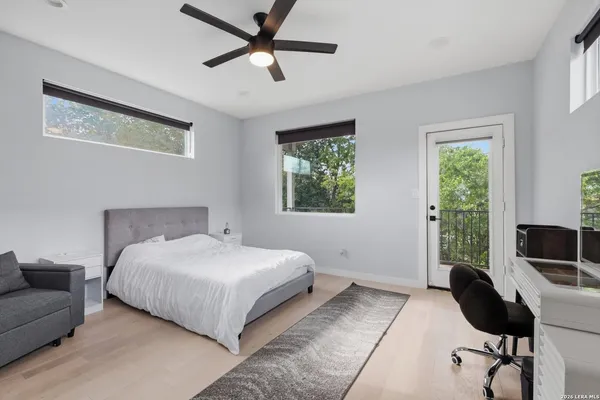 $2,200 | 2107 Schley Avenue, San Antonio, TX 78210