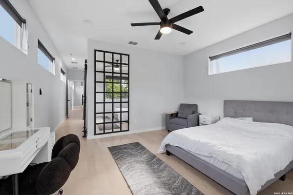 $2,200 | 2107 Schley Avenue, San Antonio, TX 78210