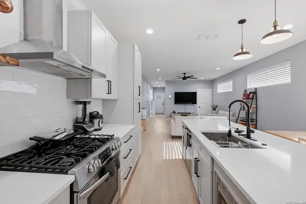 $2,200 | 2107 Schley Avenue, San Antonio, TX 78210