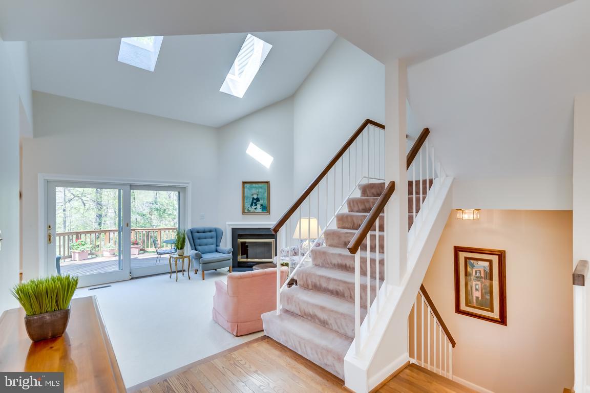 1315 Wedgewood Manor Way Reston, VA 20194 - Photo 11 of 40 Open Main Level And Skylights