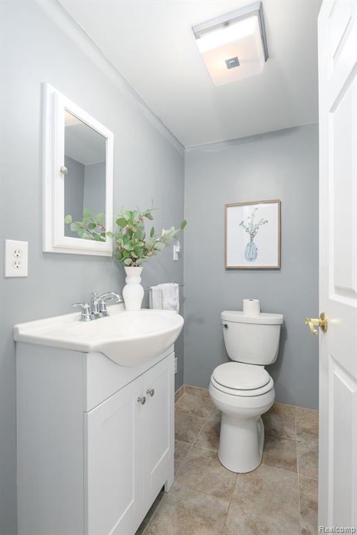4339 Samoset Road Royal Oak, MI 48073 - Photo 9 of 16