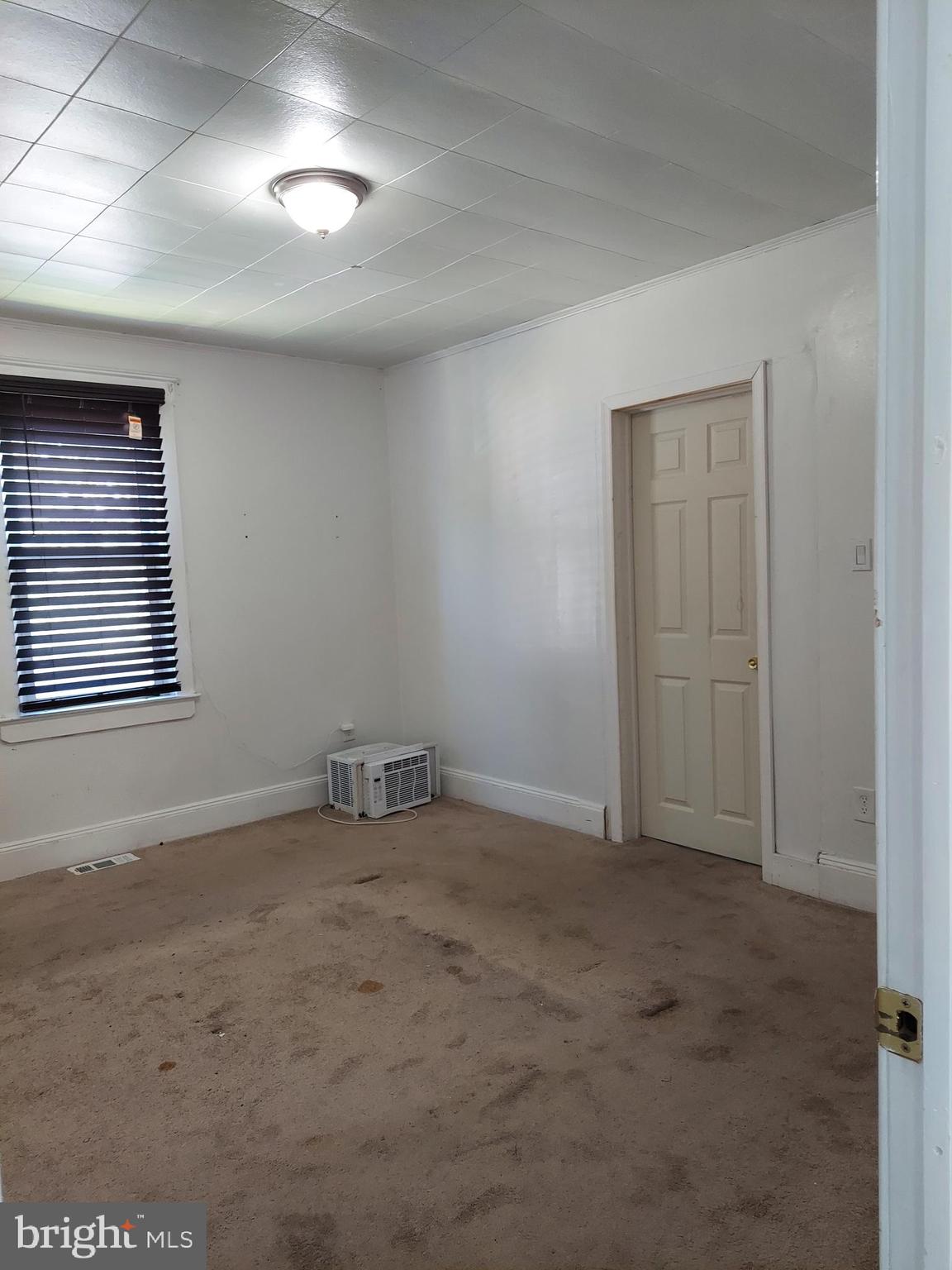 4817 Beaver Dam Road Bristol, PA 19007 - Photo 10 of 22 Gallery Image 10