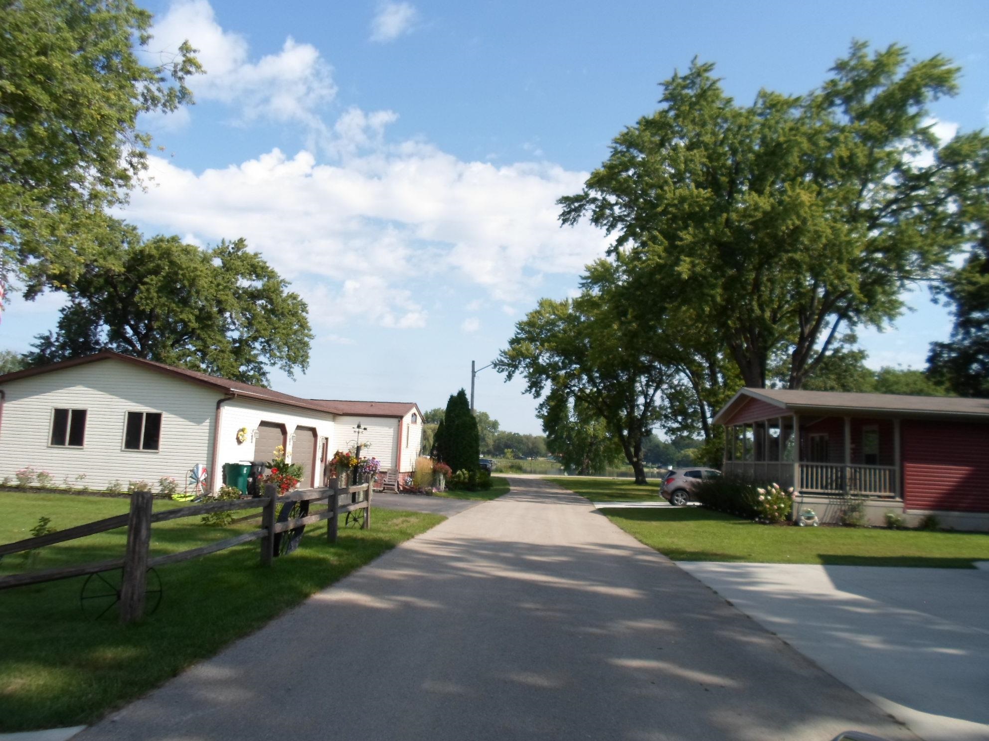 W9800 County Road G Road Beaver Dam, WI 53916 - Photo 2 of 36 Gallery Image 2