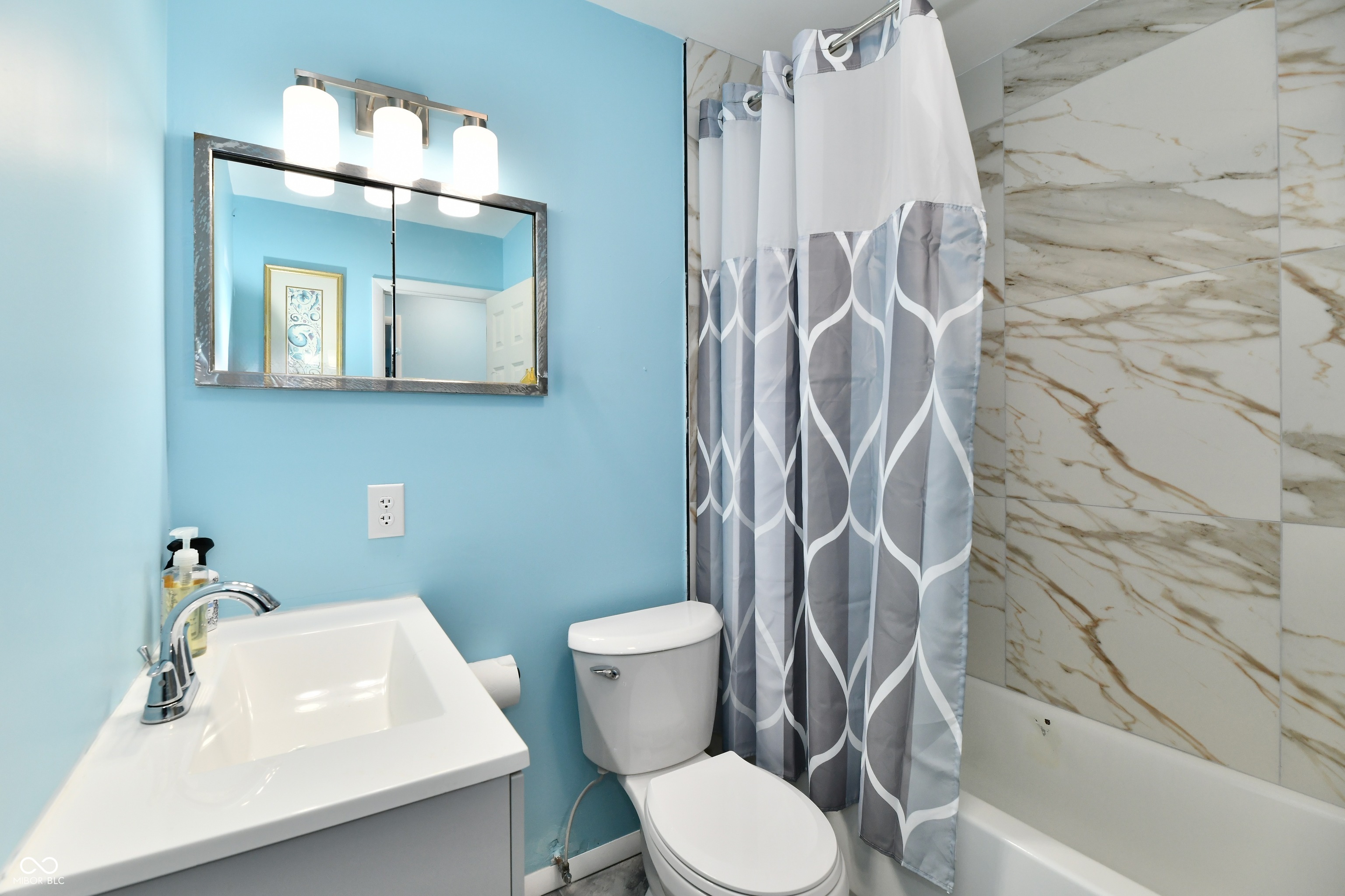 8704 Montery Road Indianapolis, IN 46226 - Photo 13 of 44