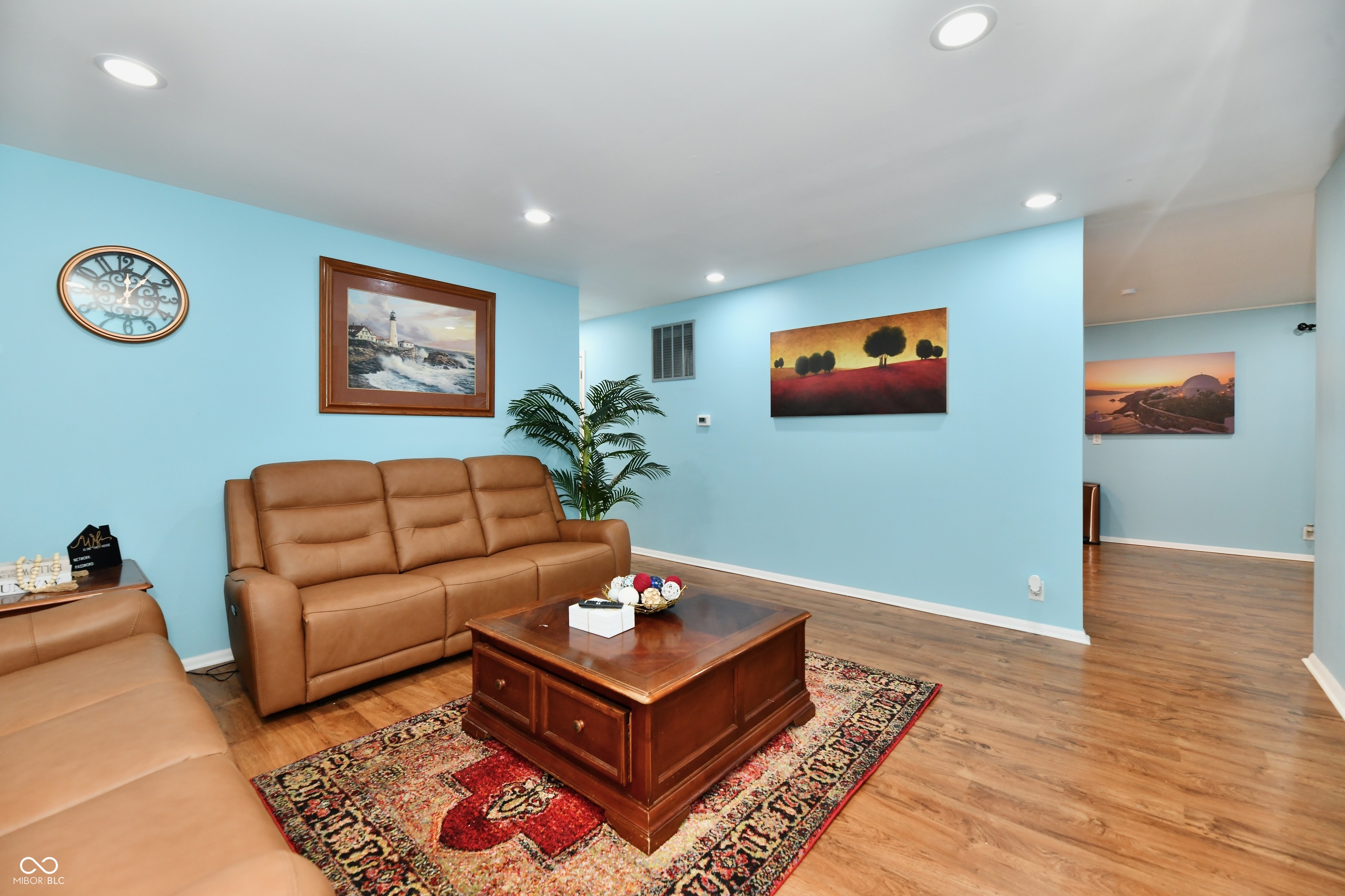 8704 Montery Road Indianapolis, IN 46226 - Photo 2 of 44