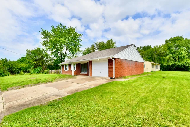 $194,900 | 8704 Montery Road, Indianapolis, IN 46226